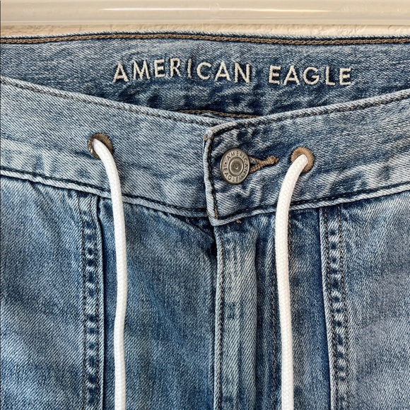 AMERICAN EAGLE Women’s Washed Blue Denim Joggers 97% Cotton Pockets Size 0 - Picture 2 of 15